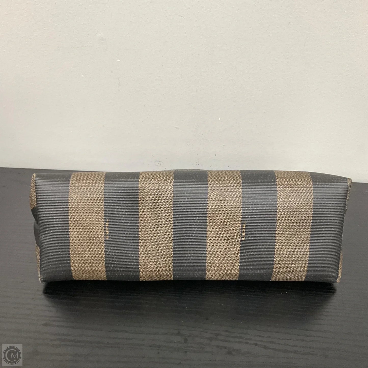 Makeup Bag Luxury Designer By Fendi, Size: Medium