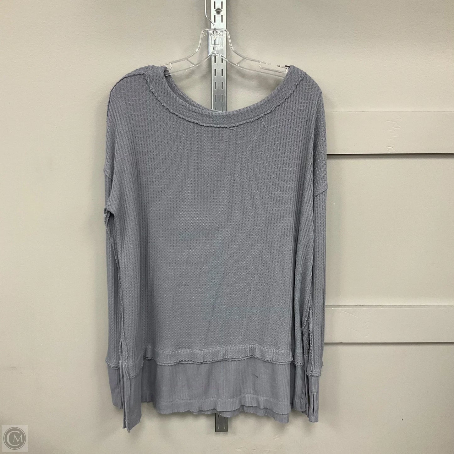 Top Long Sleeve By We The Free In Grey, Size: S