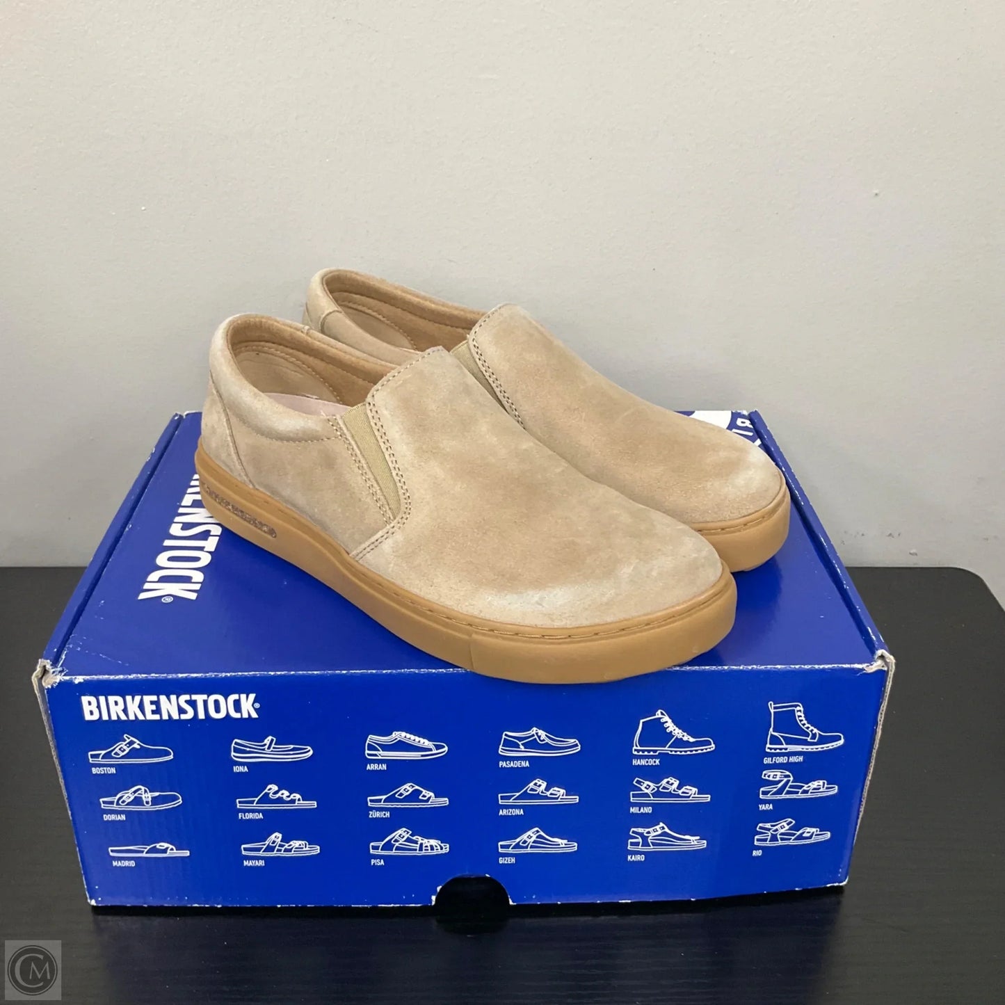 Shoes Flats By Birkenstock In Tan, Size: 6