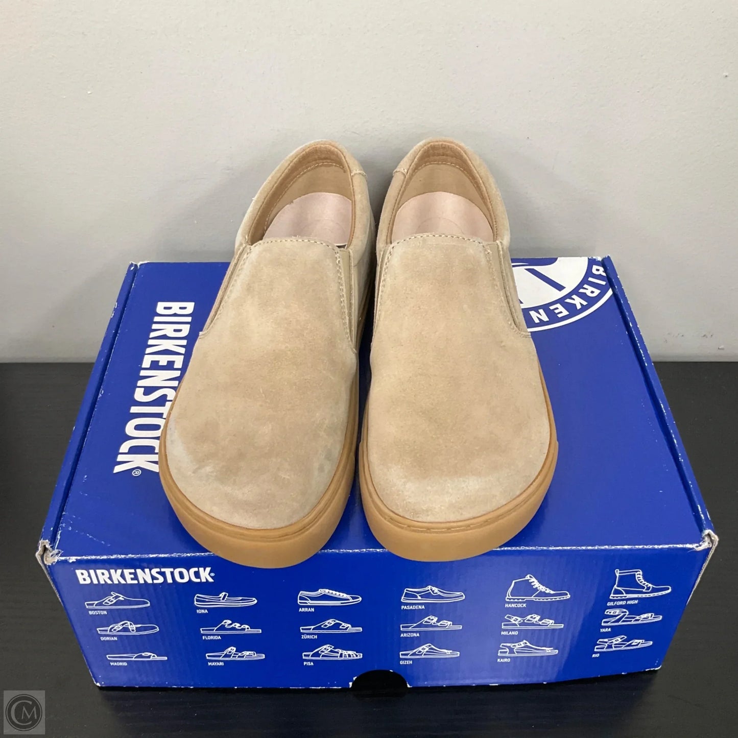 Shoes Flats By Birkenstock In Tan, Size: 6