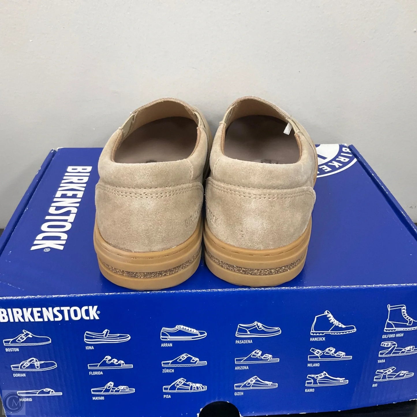 Shoes Flats By Birkenstock In Tan, Size: 6