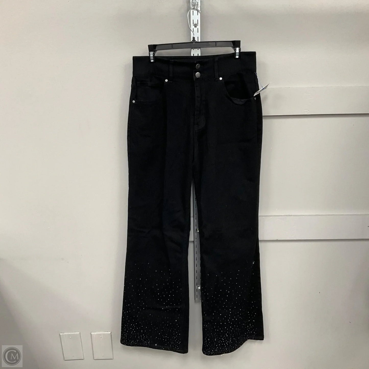 Jeans Flared By Clothes Mentor In Black Denim, Size: 12