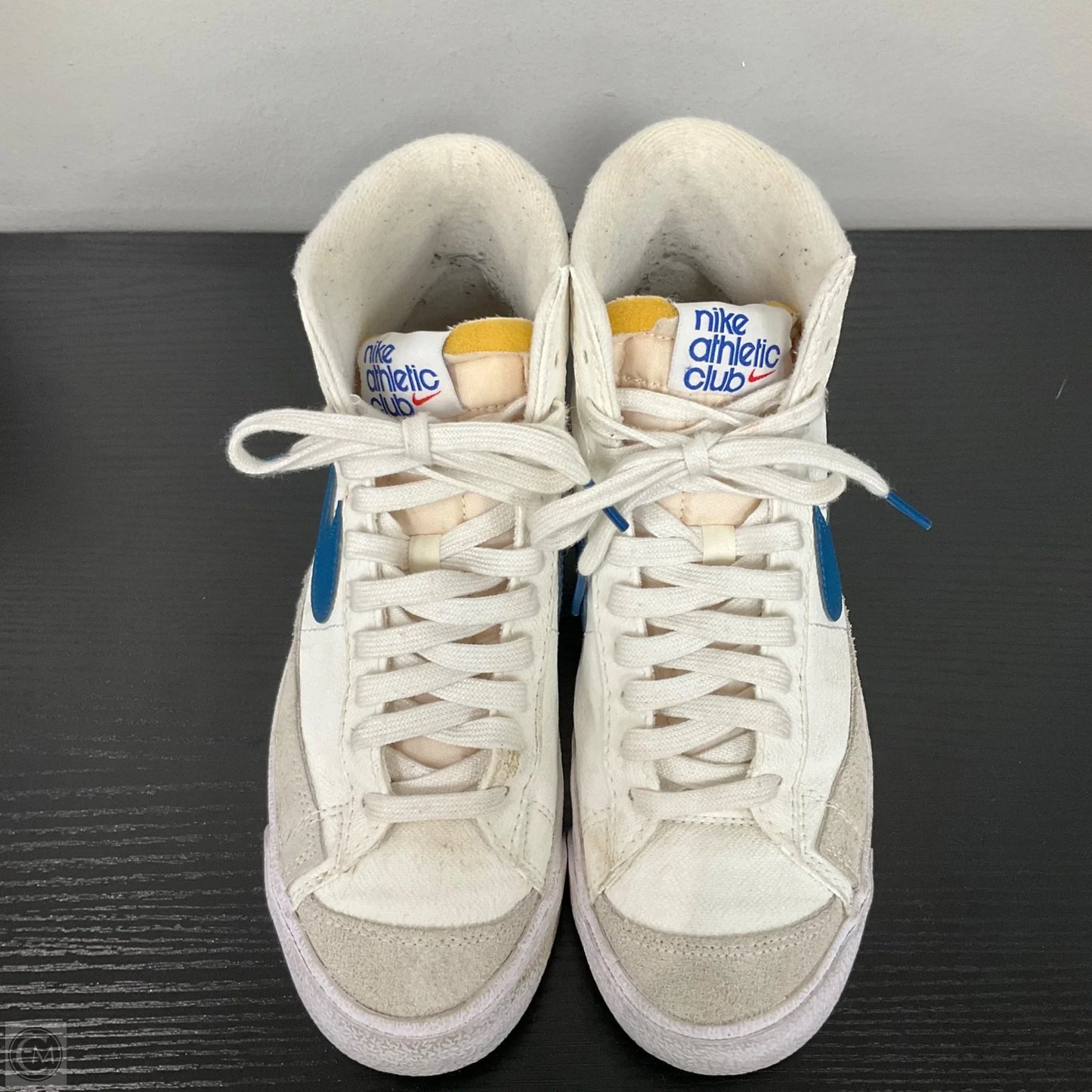 Shoes Sneakers By Nike In White, Size: 8.5