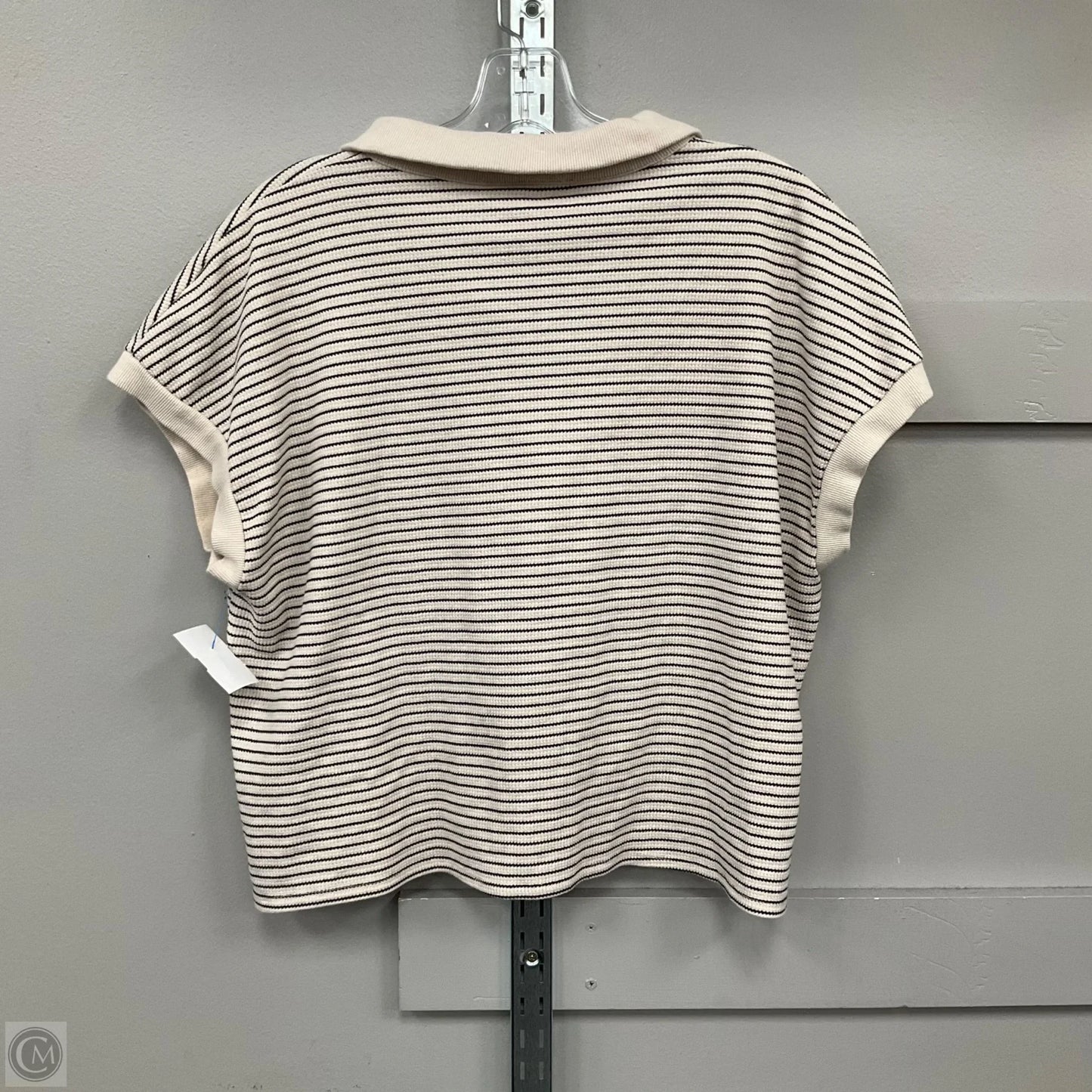 Top Short Sleeve By Atelier In Cream, Size: Xl