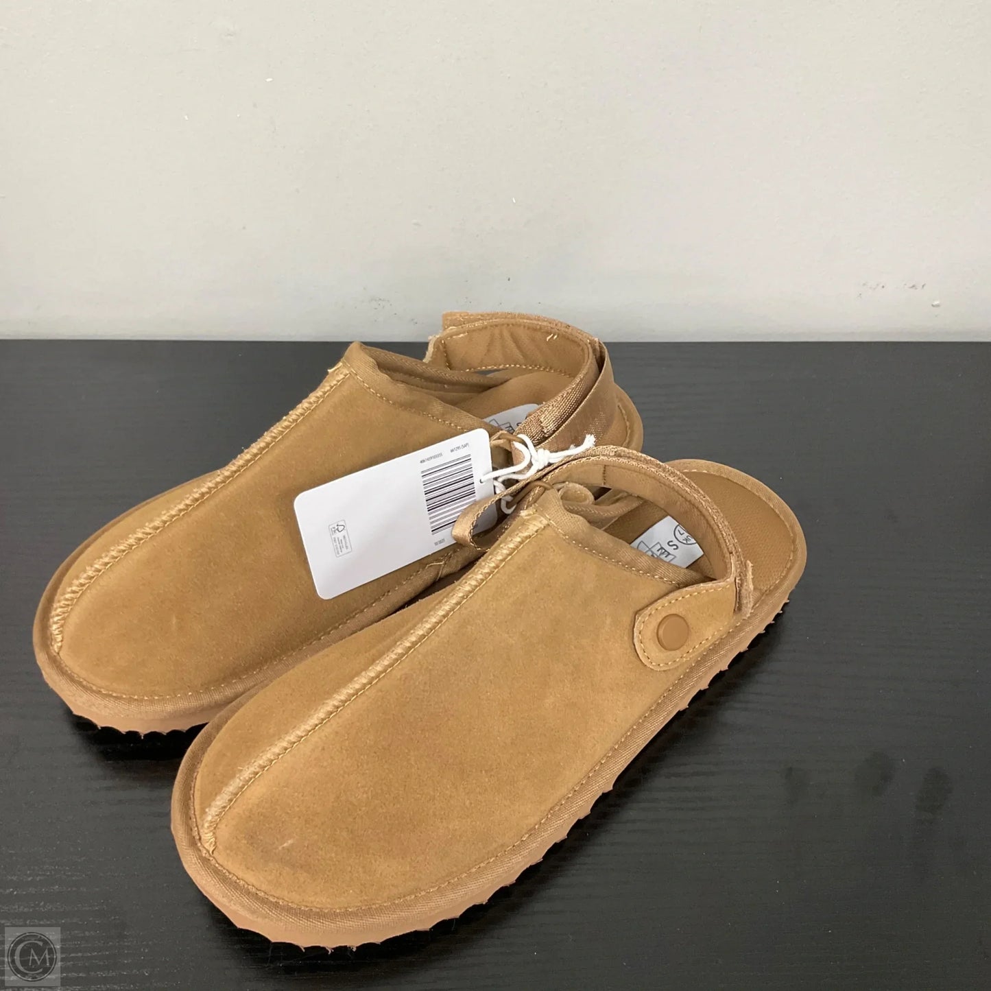 Shoes Flats By Serra In Brown, Size: 10