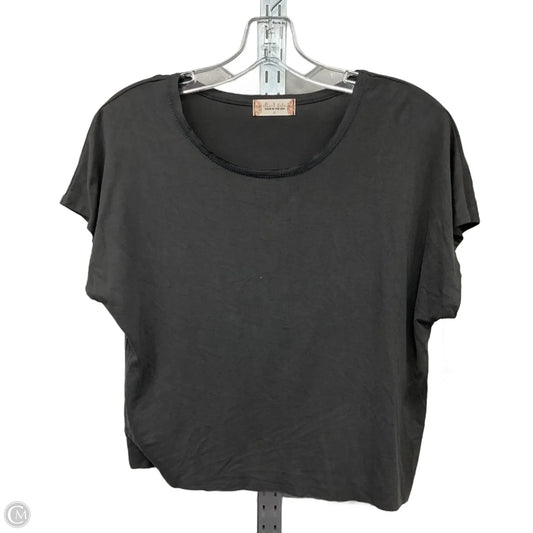Top Short Sleeve By Altard State In Grey, Size: S