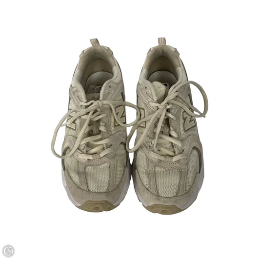 Shoes Sneakers By New Balance In Tan, Size: 6