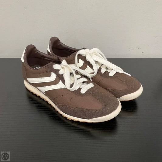Shoes Sneakers By No Boundaries In Brown, Size: 7