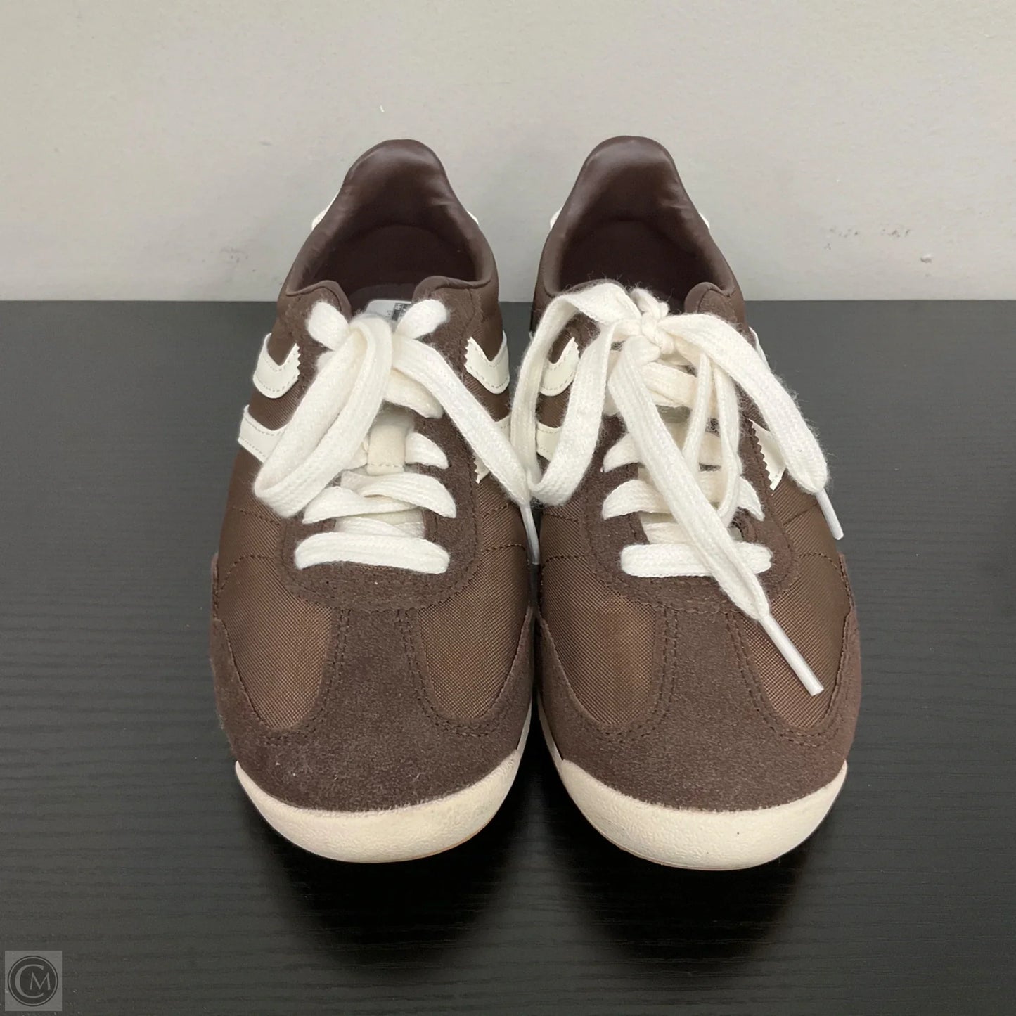 Shoes Sneakers By No Boundaries In Brown, Size: 7