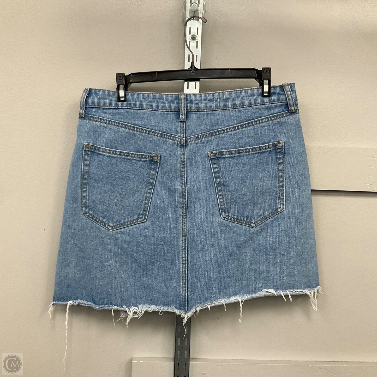 Skirt Mini & Short By Cmf In Blue Denim, Size: L