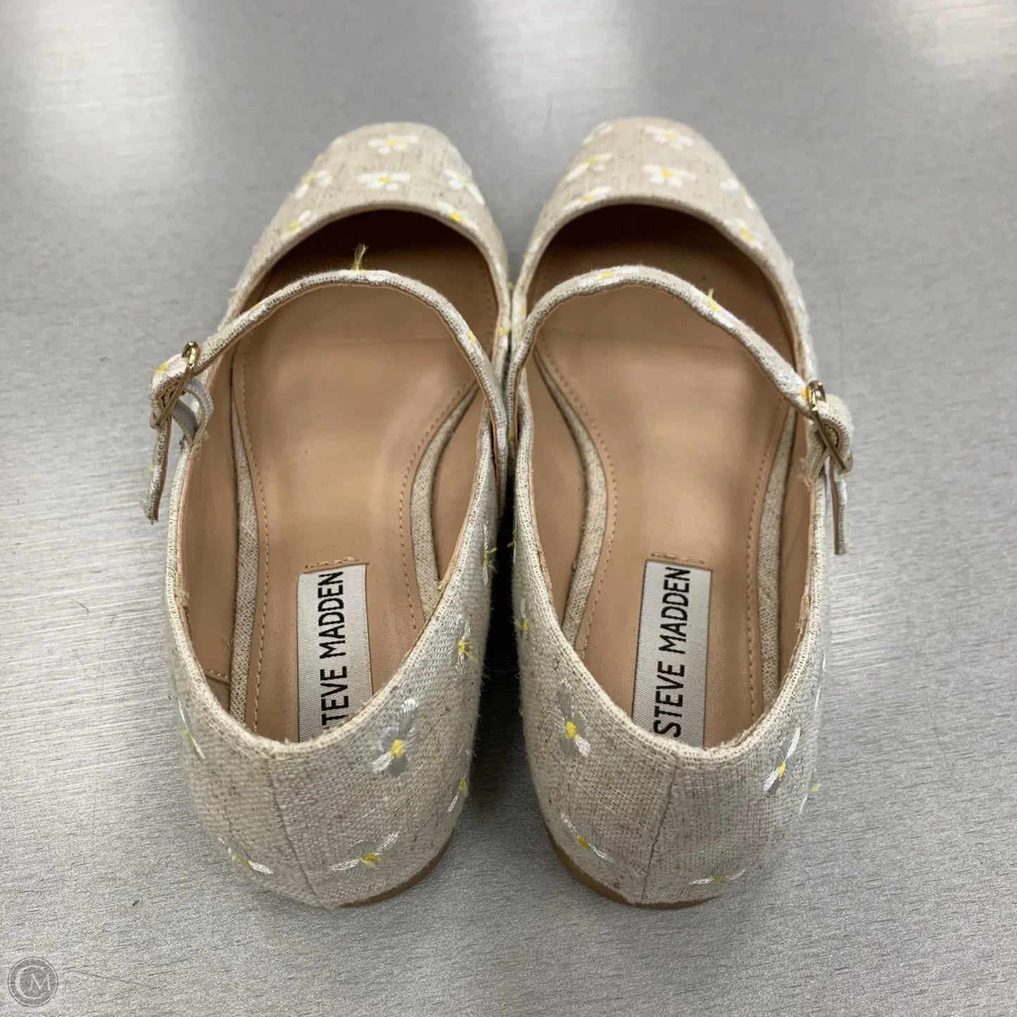 Shoes Flats By Steve Madden In Cream, Size: 6.5