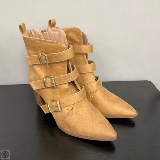 Boots Ankle Heels By Clothes Mentor In Brown, Size: 7.5