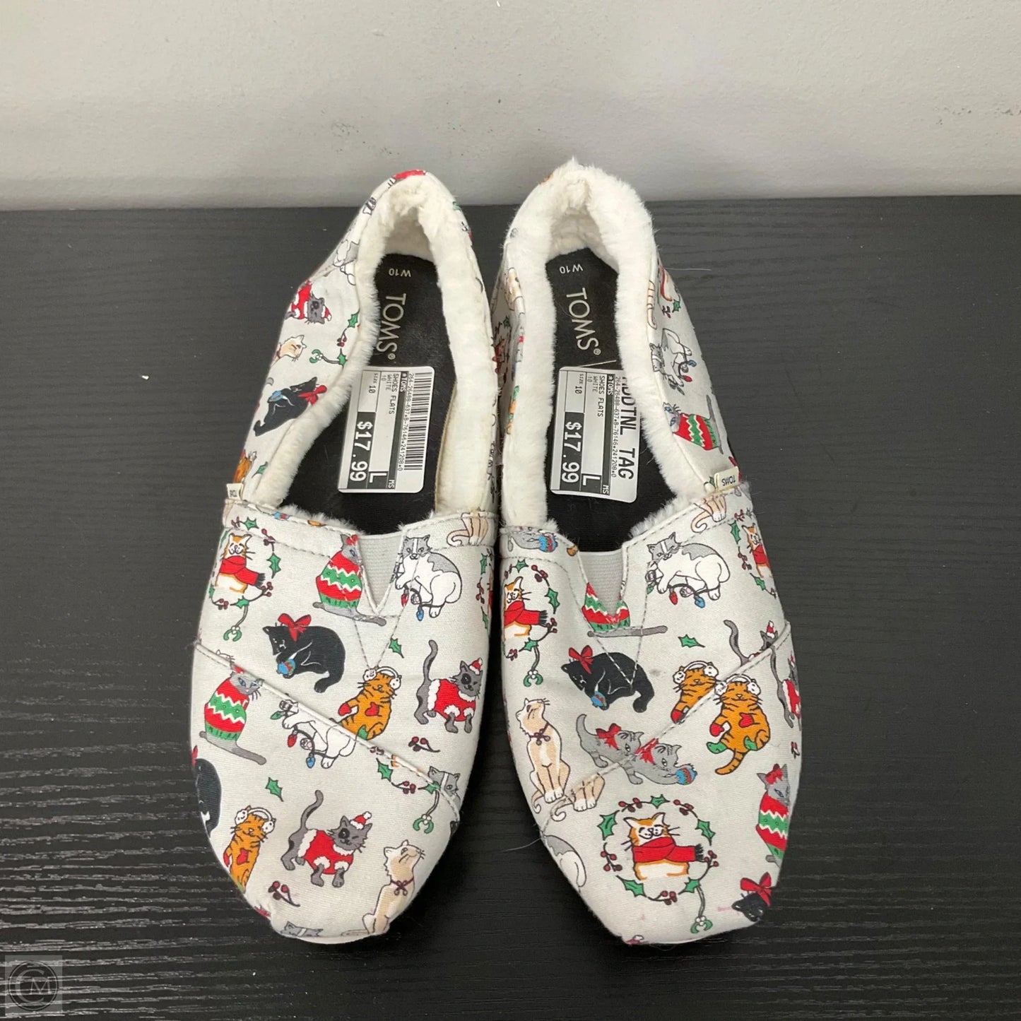 Shoes Flats By Toms In White, Size: 10