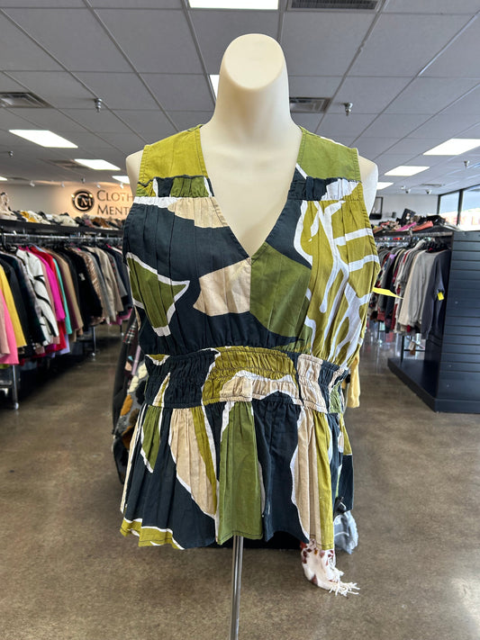 Top Sleeveless By Clothes Mentor In Green, Size:M