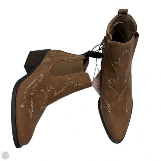 Boots Ankle Heels By Serra In Brown, Size: 9