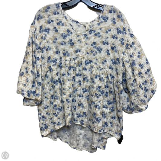 Top Short Sleeve By Cato In Blue & Cream, Size: M