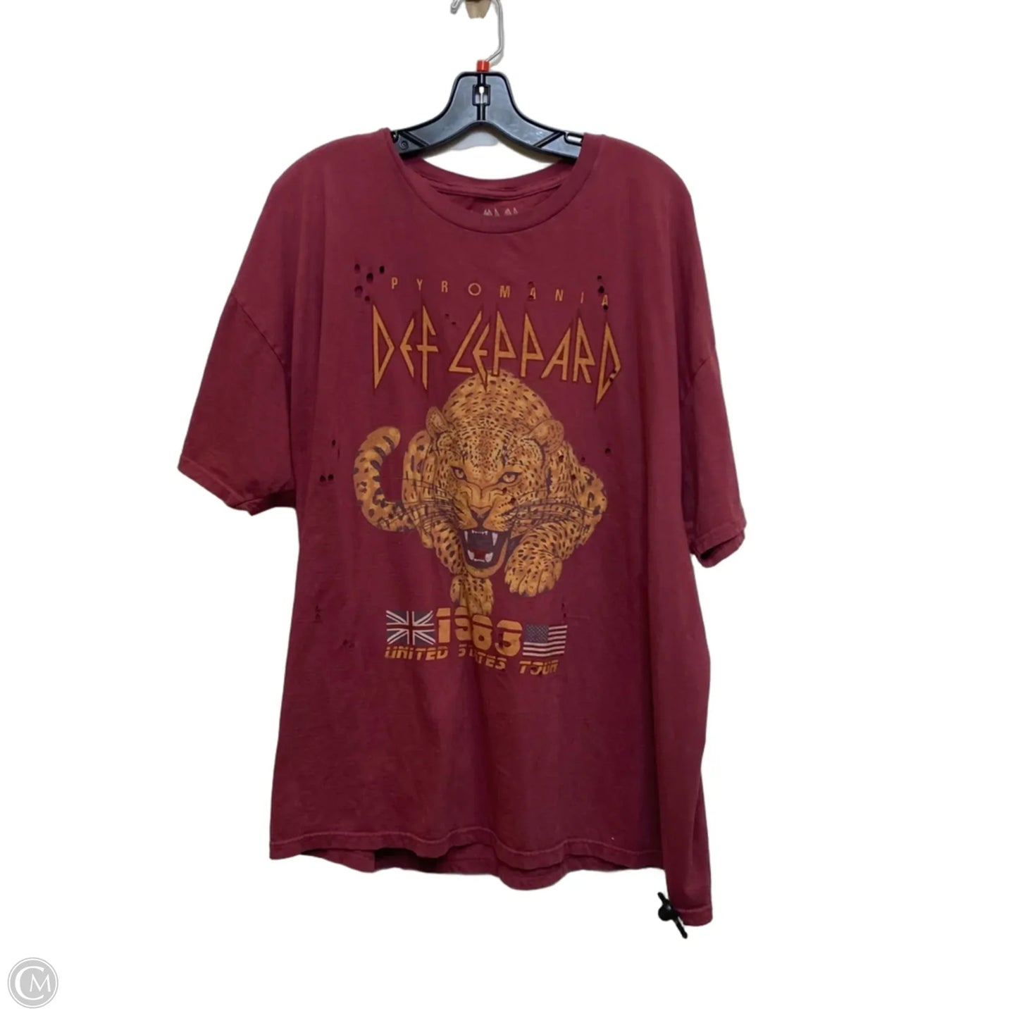 Top Short Sleeve By Def Leppard In Red, Size: Sp