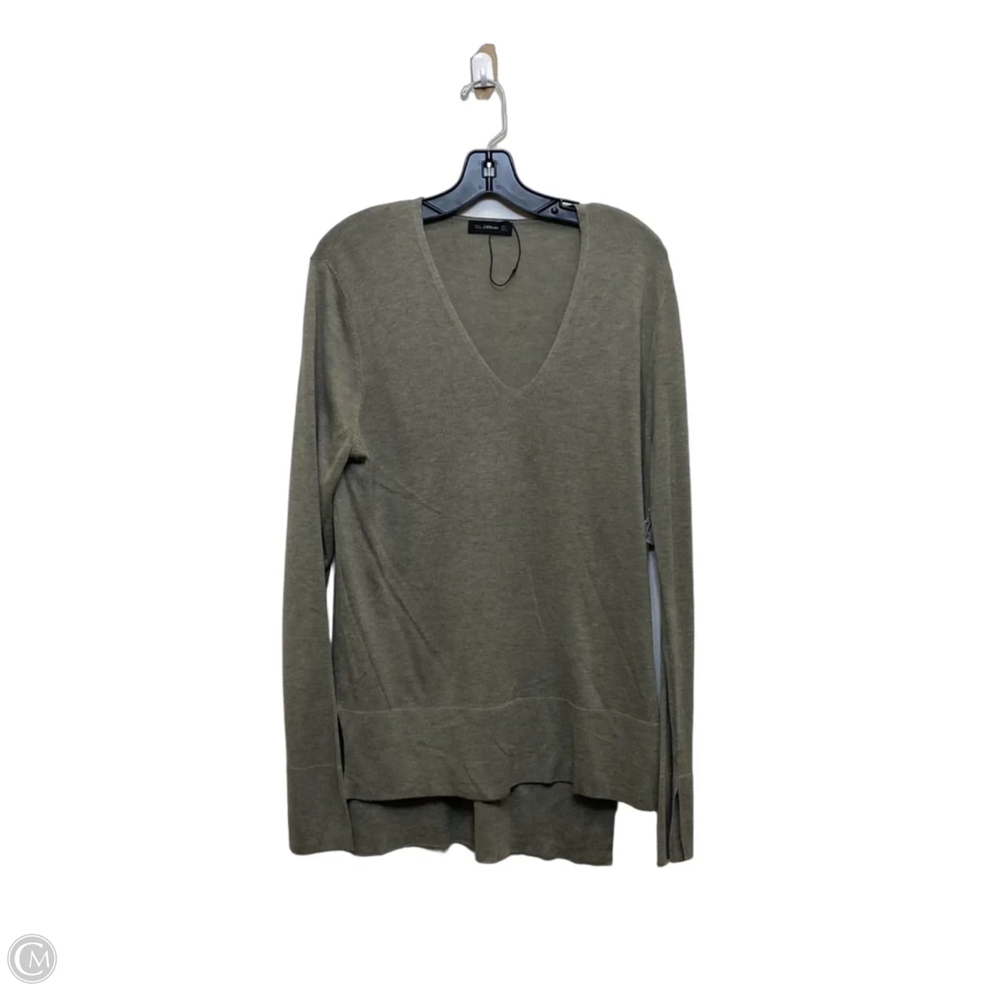 Top Long Sleeve By Zara In Grey, Size: L