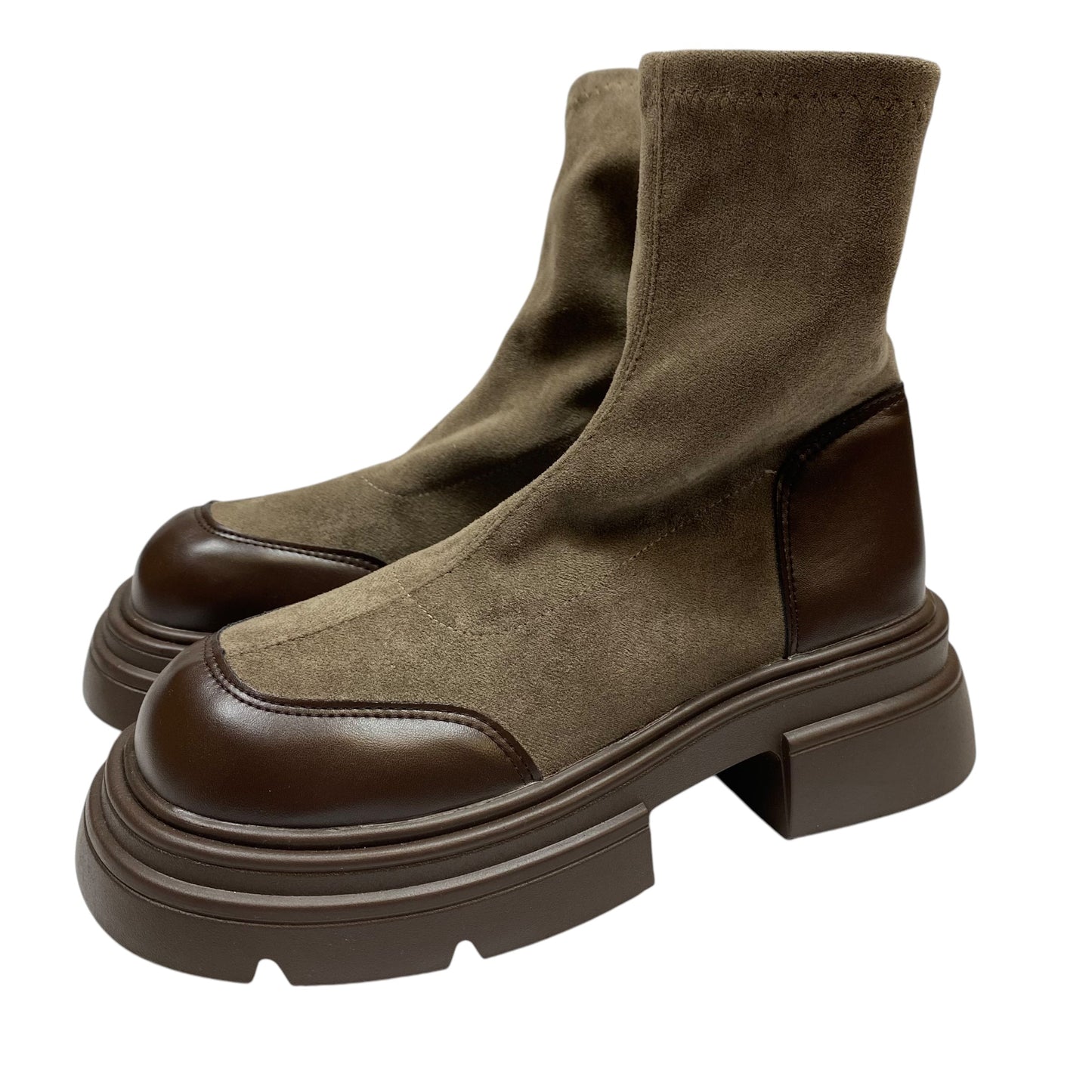Boots Ankle Flats By Clothes Mentor In Brown, Size: 9.5