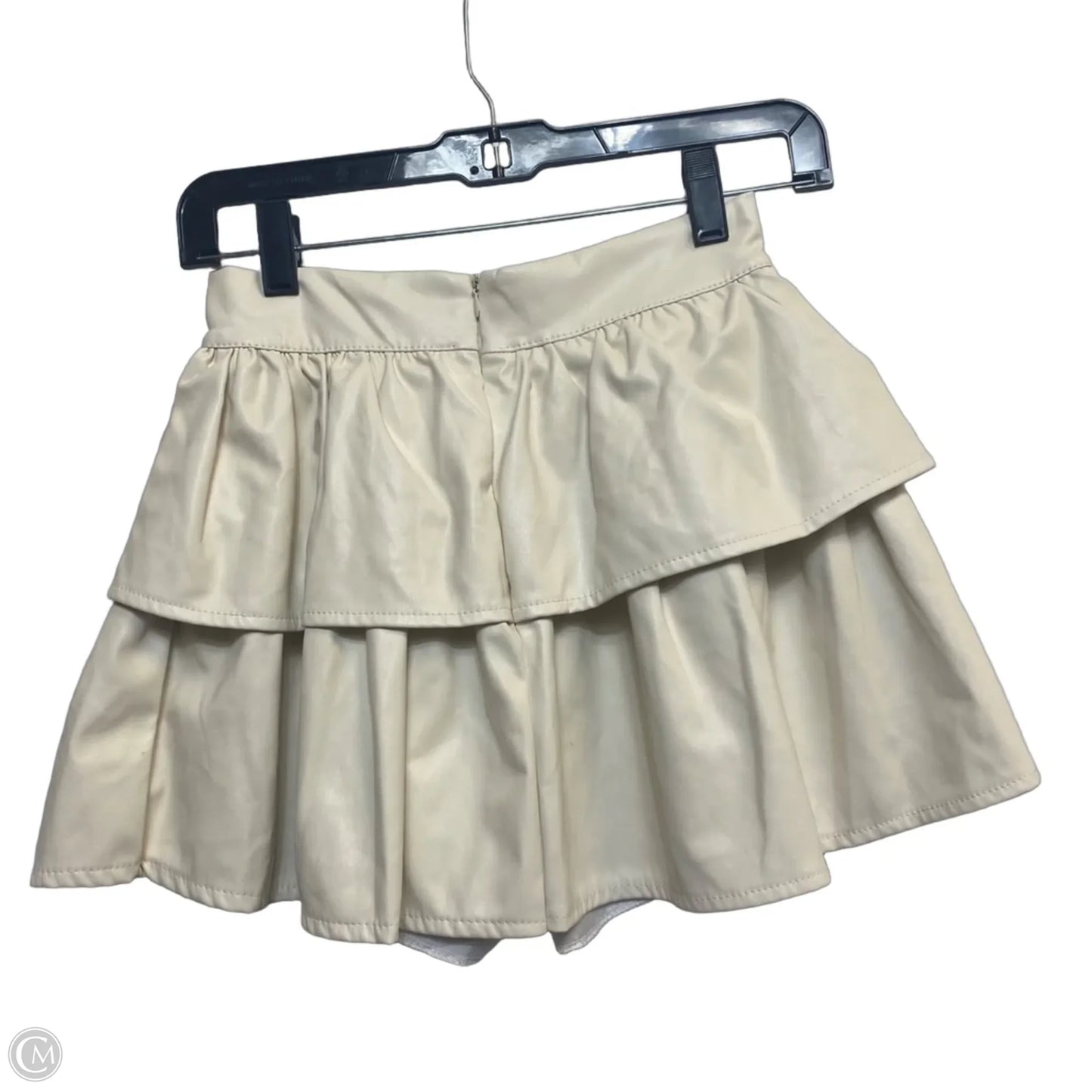 Skort By Clothes Mentor In Cream, Size: S