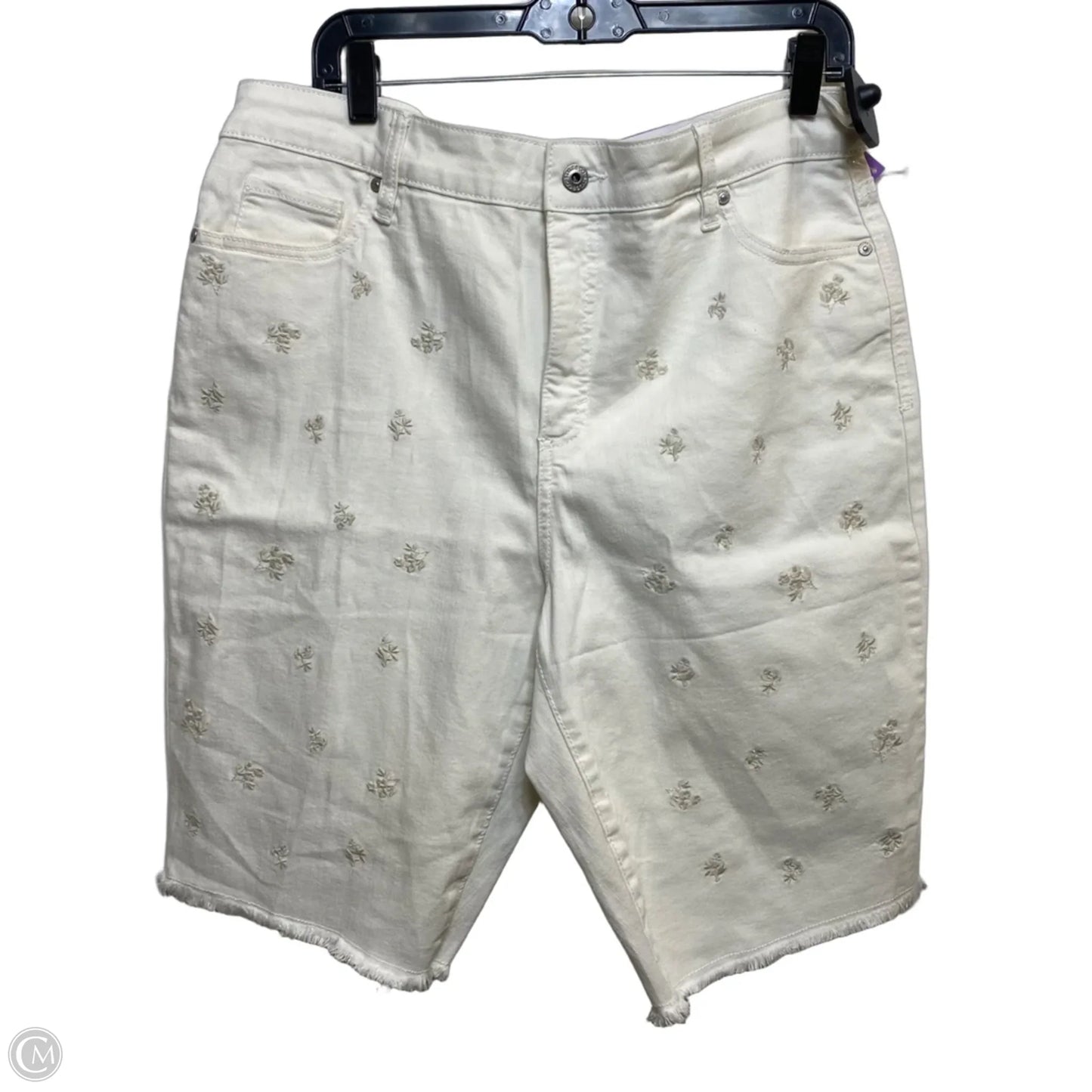 Shorts By Style And Company In Cream, Size: 18