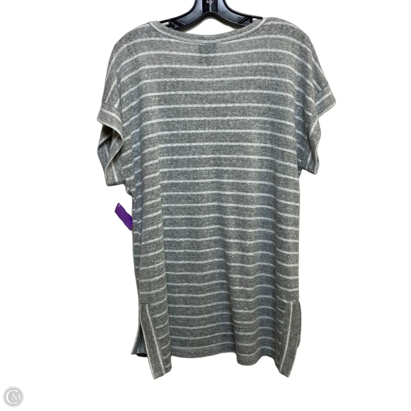 Top Short Sleeve By Bobeau In Grey, Size: Xl