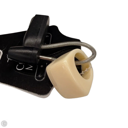 Ring Statement By Clothes Mentor, Size: 7.5