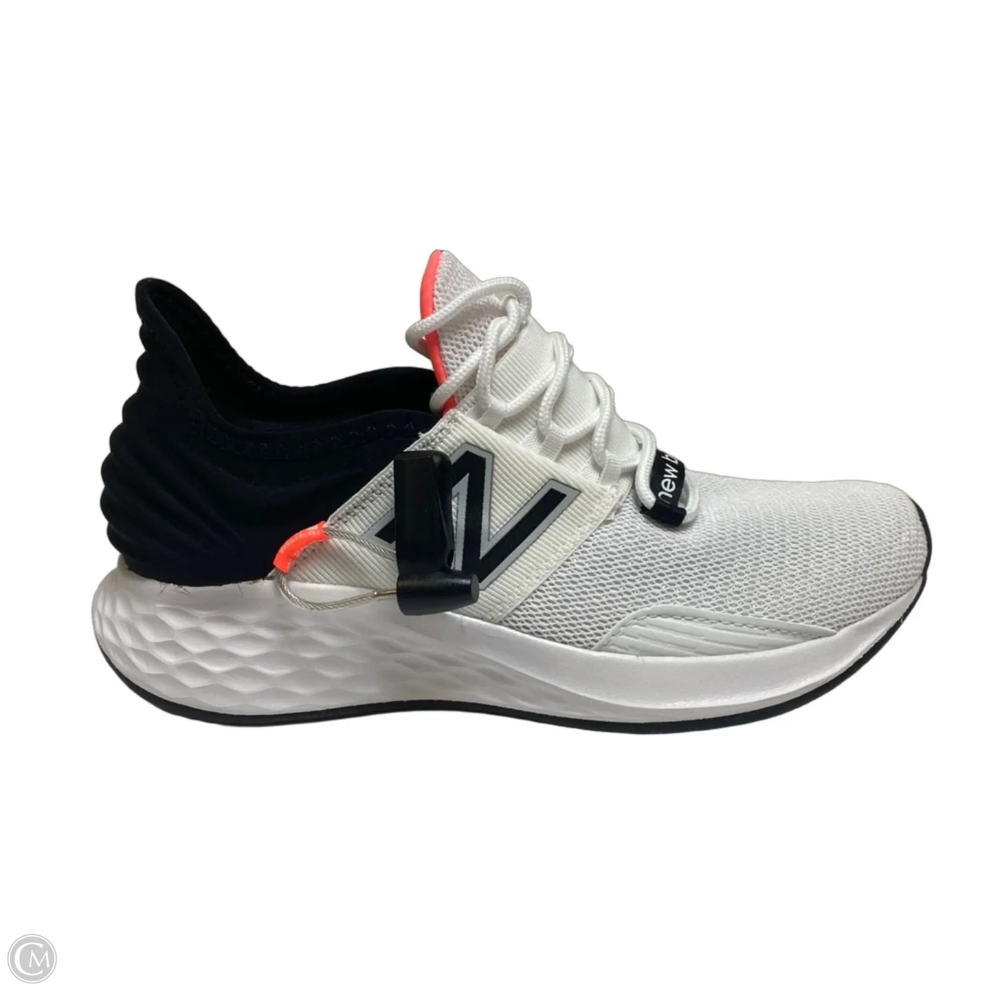 Shoes Athletic By New Balance In Black & White, Size: 8