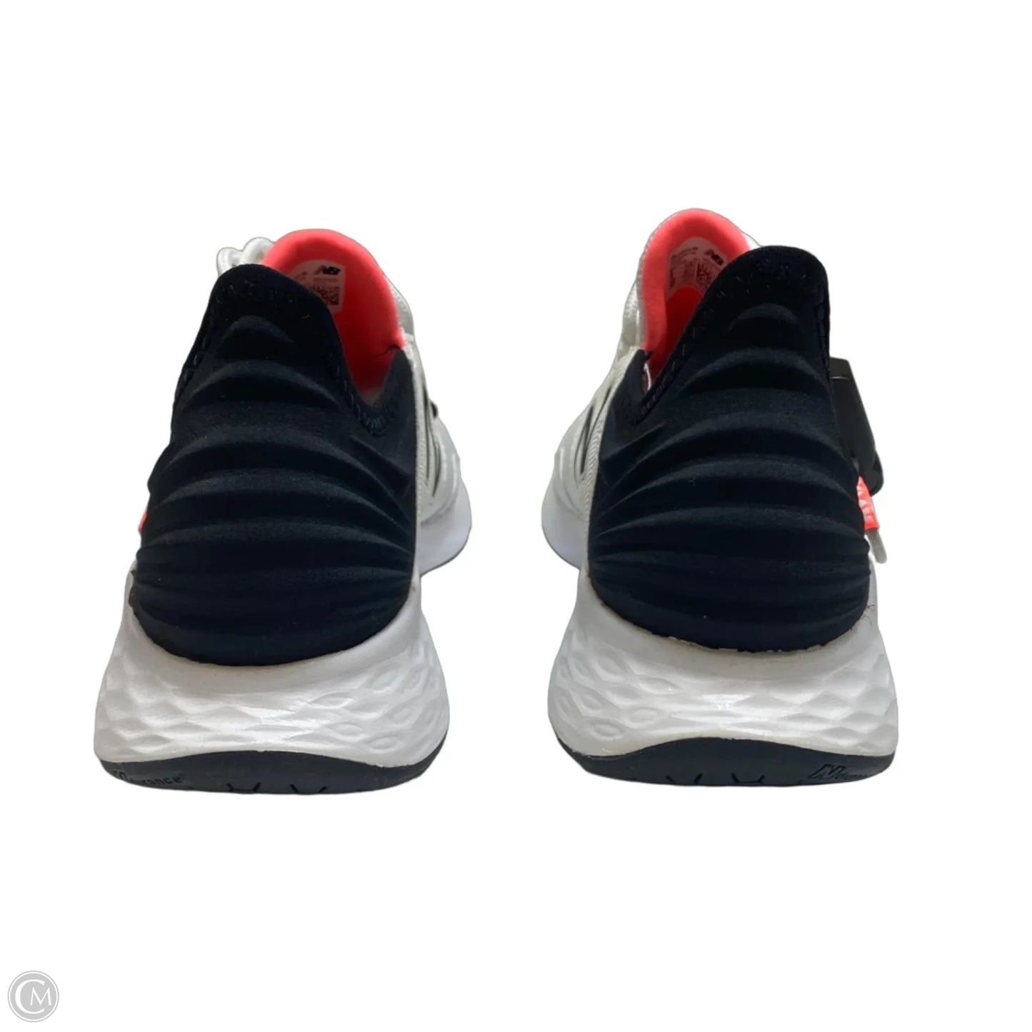 Shoes Athletic By New Balance In Black & White, Size: 8