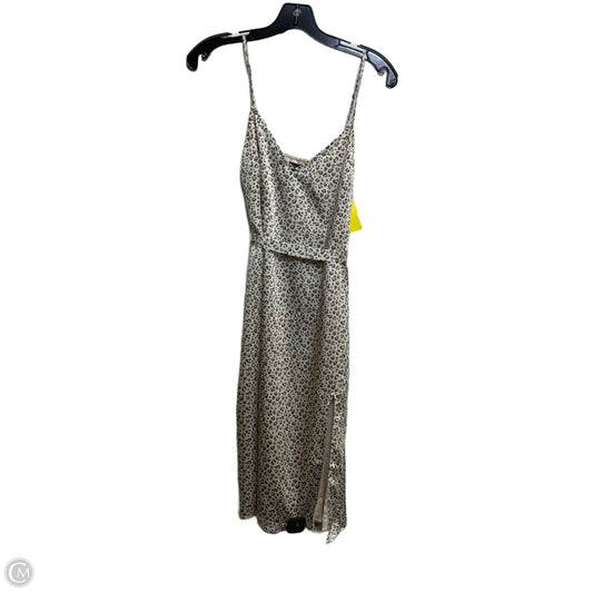 Dress Casual Short By Abercrombie And Fitch In Cream & Grey, Size: Xsp