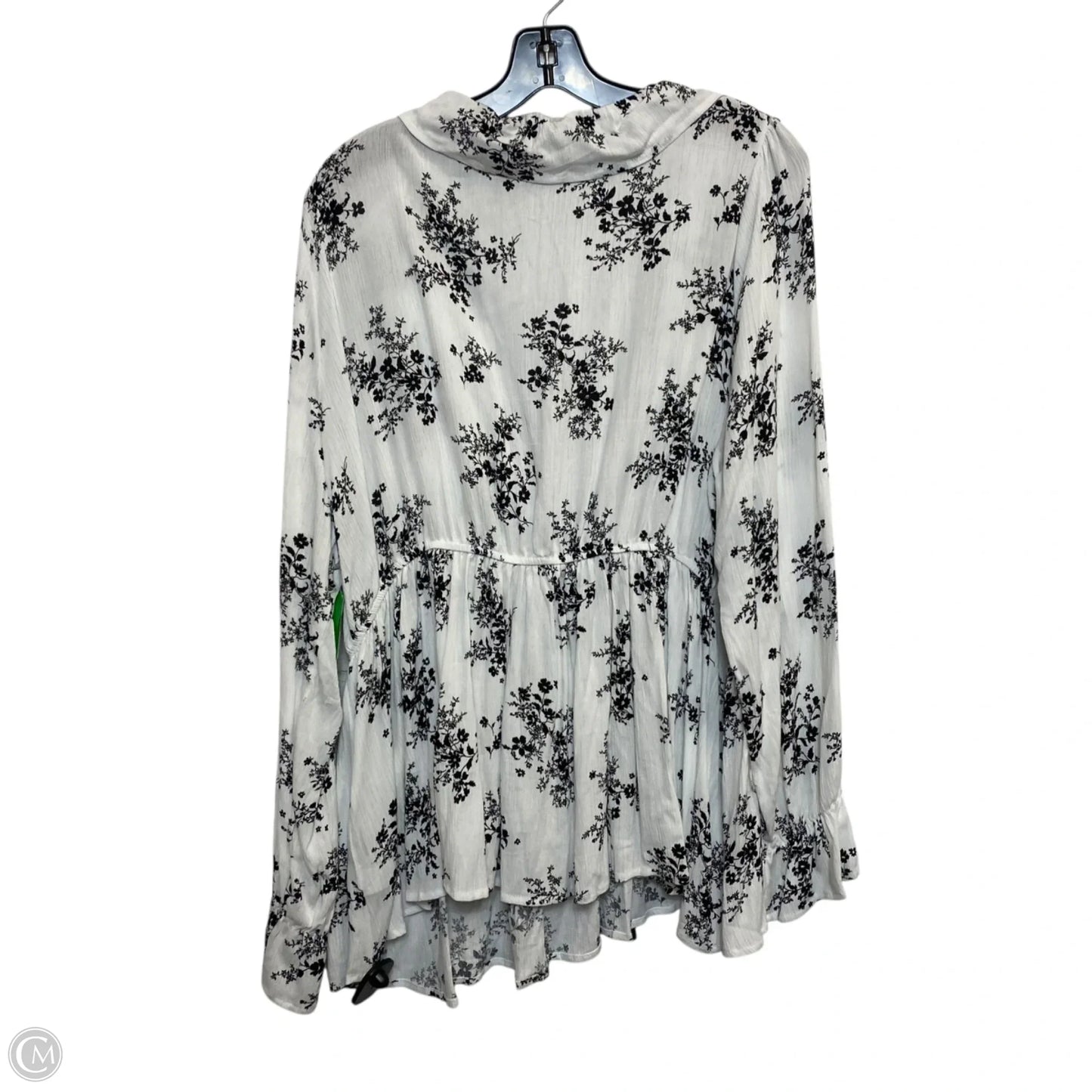 Top Long Sleeve By Torrid In White, Size: 2x