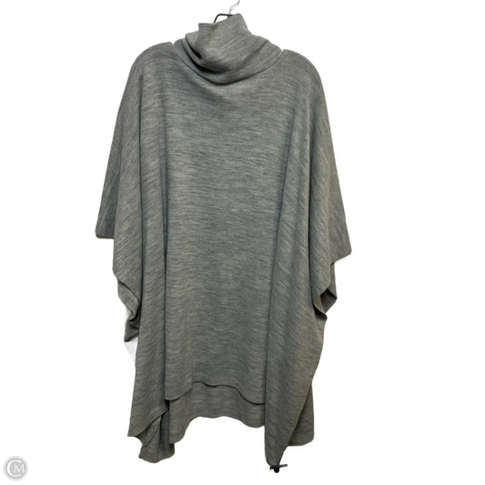 Poncho By Summer Rose In Grey, Size: Osfm