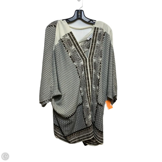 Top Short Sleeve By Rose And Olive In Brown & Cream, Size: 2x