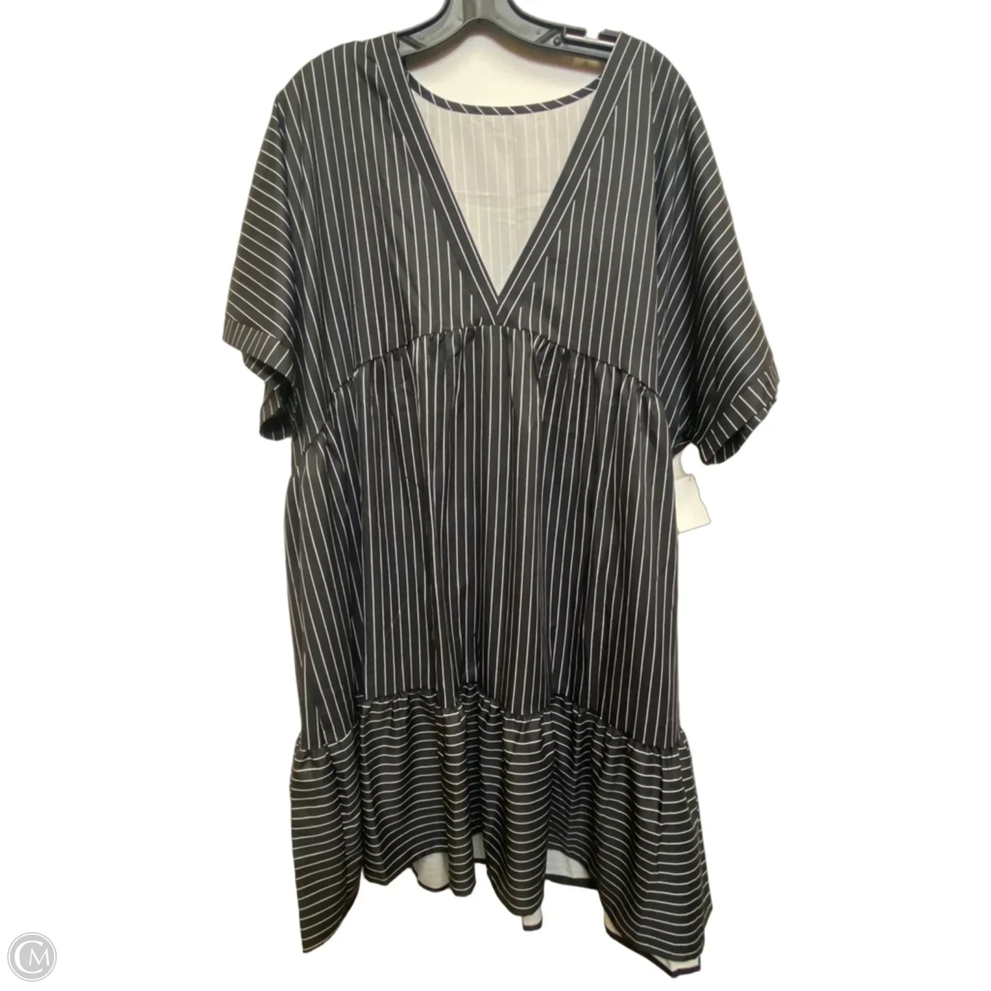 Dress Casual Short By Shein In Black & White, Size: 3x