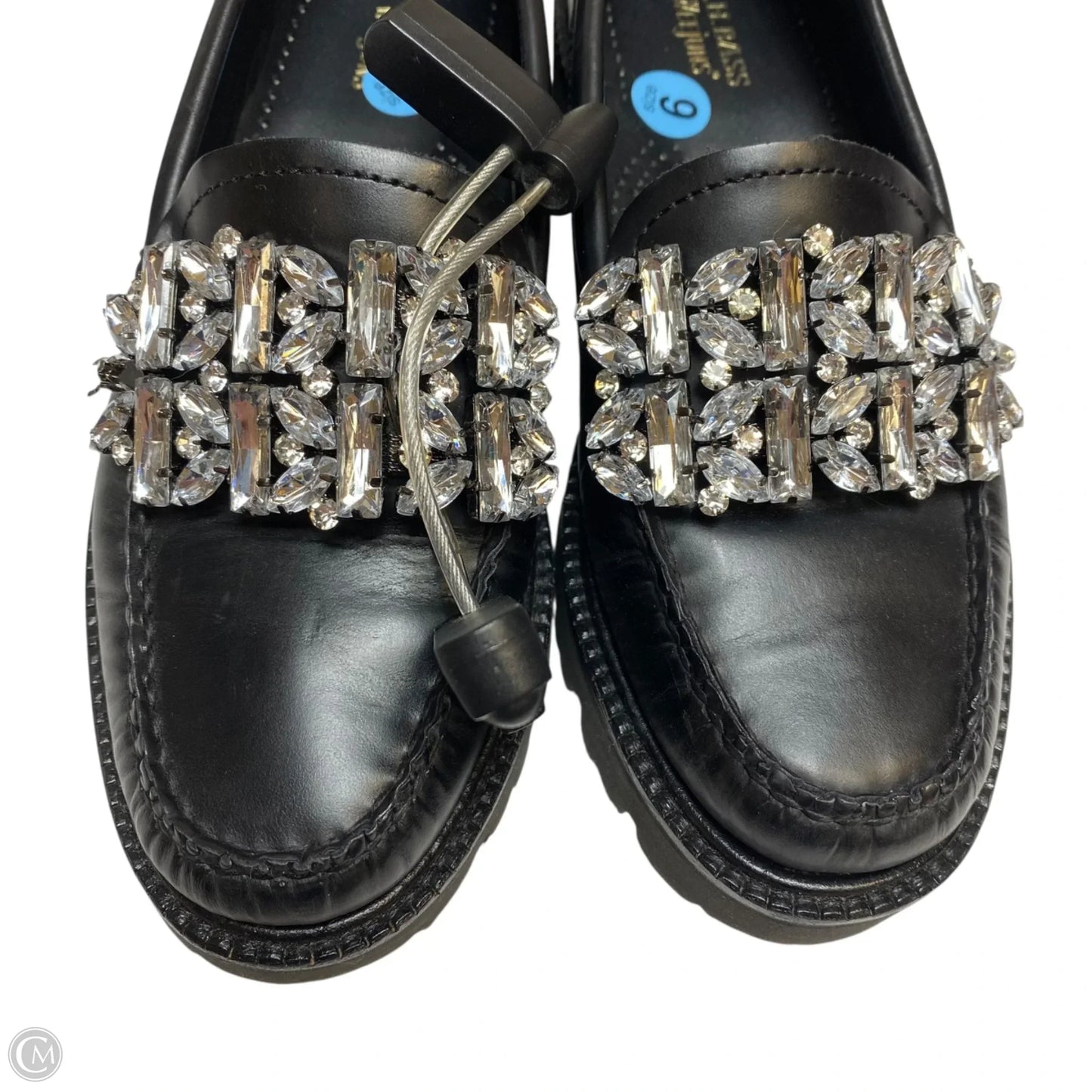 Shoes Flats By G.h. Bass In Black, Size: 6