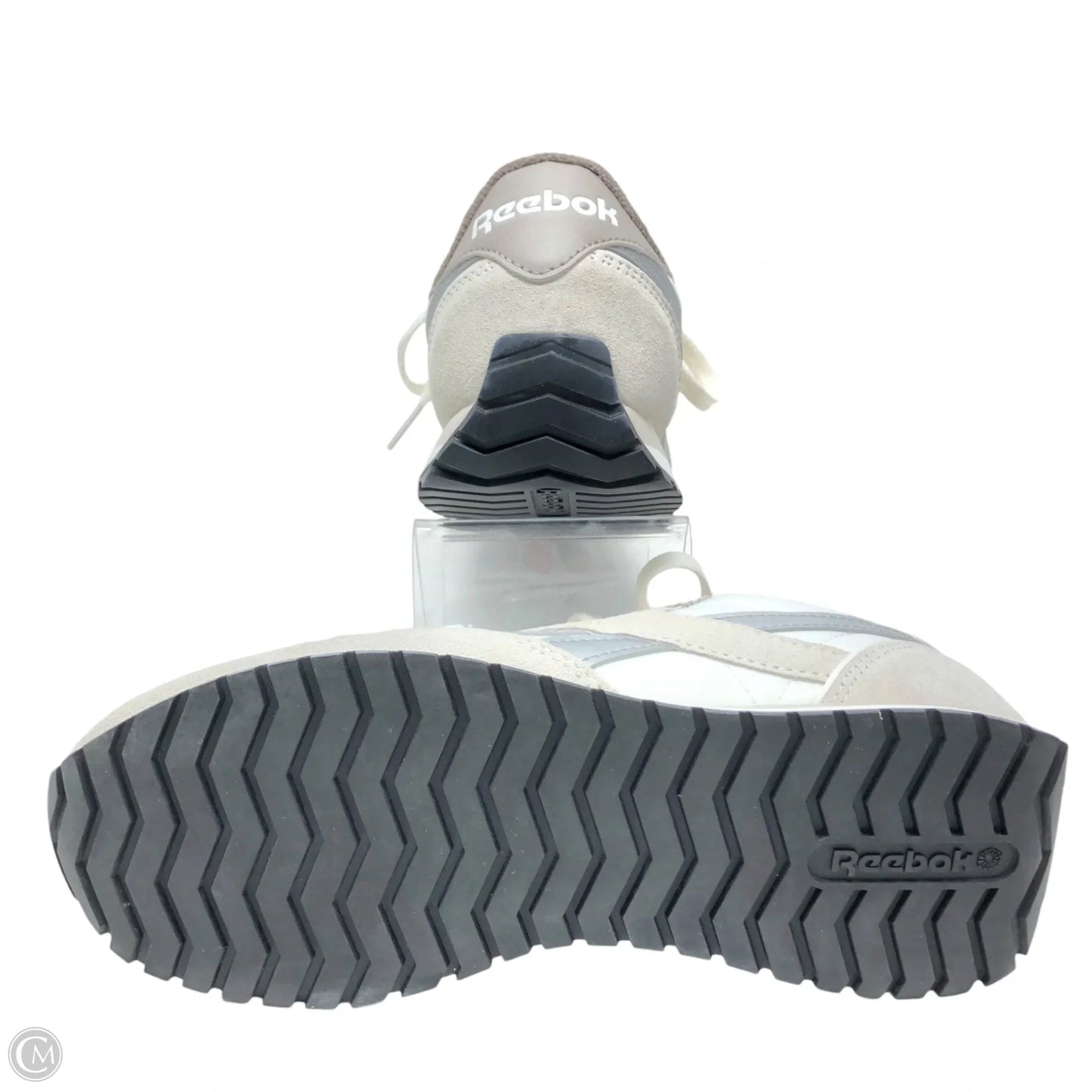 Shoes Athletic By Reebok In Beige, Size: 7.5