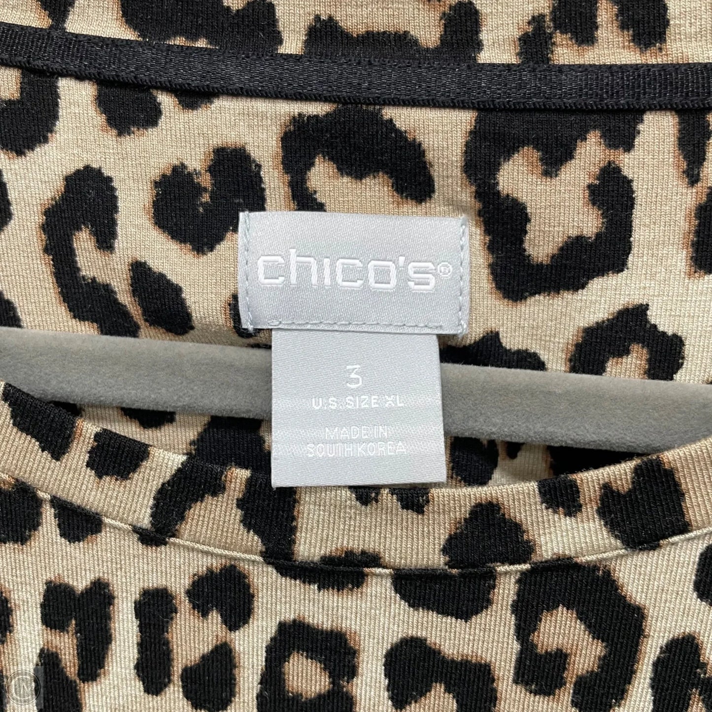 Top Long Sleeve Basic By Chicos In Leopard Print, Size: Xl