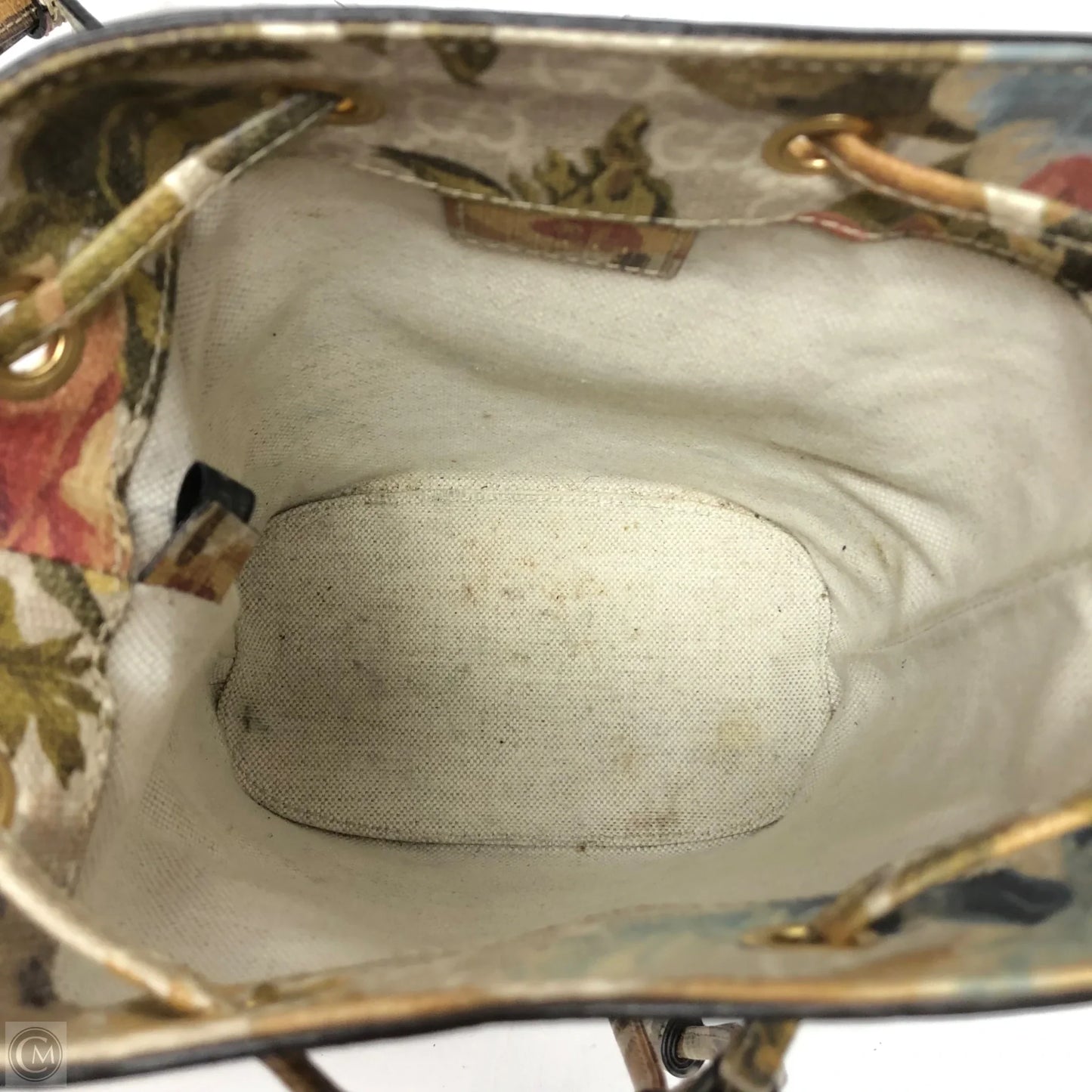 Handbag Luxury Designer By Gucci, Size: Small