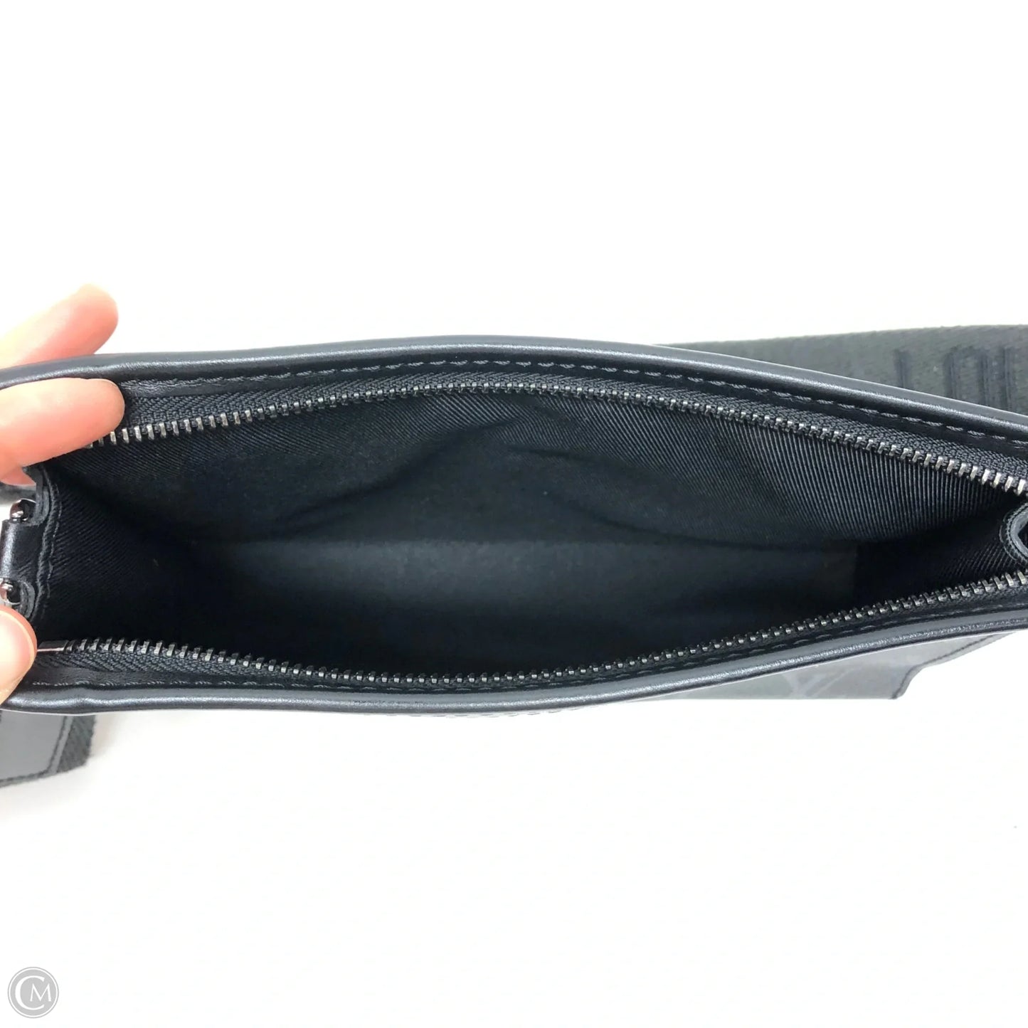 Crossbody Luxury Designer By Louis Vuitton, Size: Small