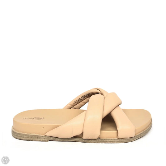 Sandals Flats By Universal Thread In Tan, Size: 8.5