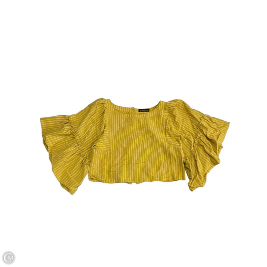 Top Short Sleeve By Clothes Mentor In Yellow, Size: S