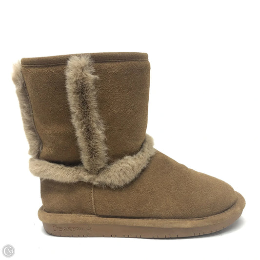 Boots Ankle Heels By Bearpaw In Brown, Size: 7