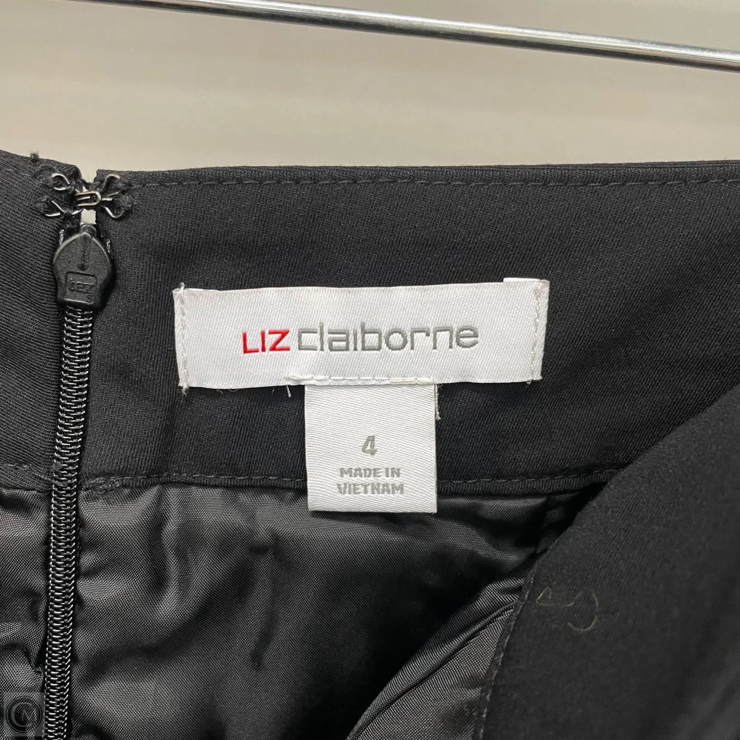 Skirt Midi By Liz Claiborne In Black, Size: 4