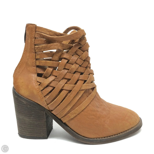 Boots Ankle Heels By Free People In Brown, Size: 6