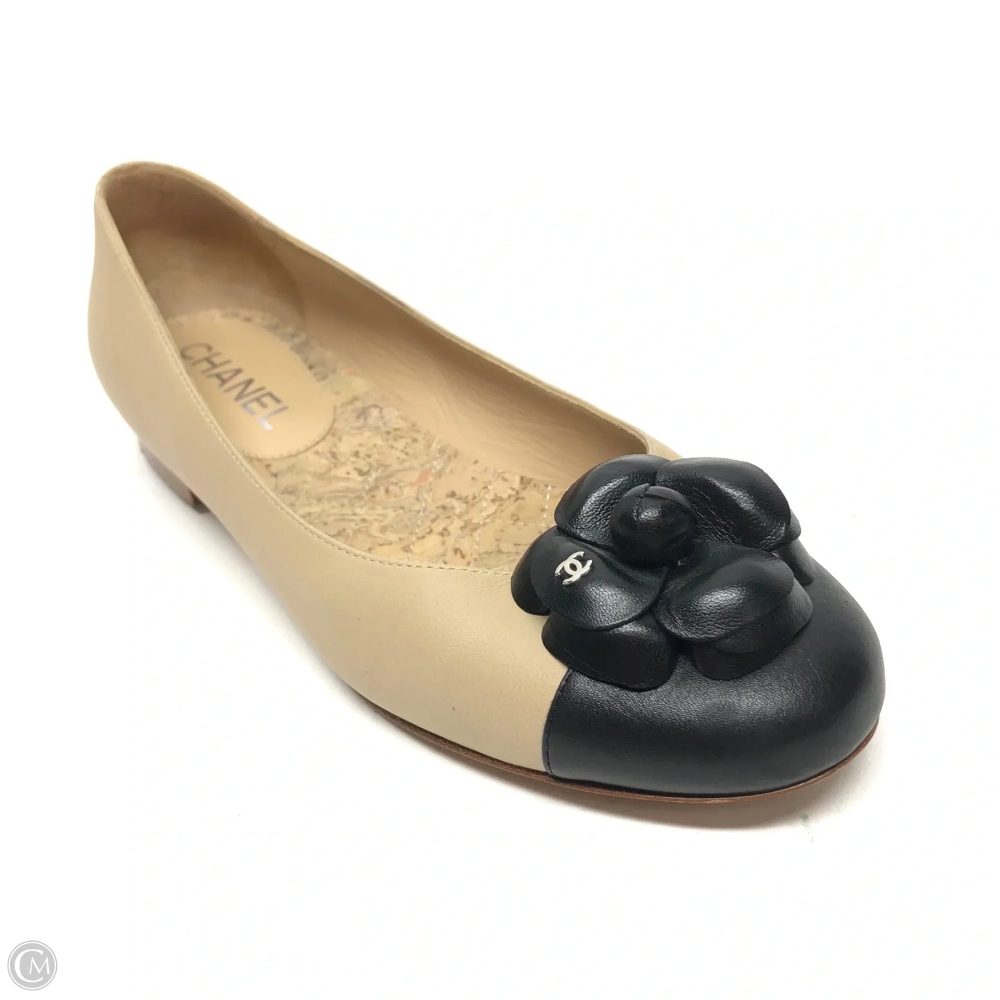Shoes Luxury Designer By Chanel In Cream, Size: 6