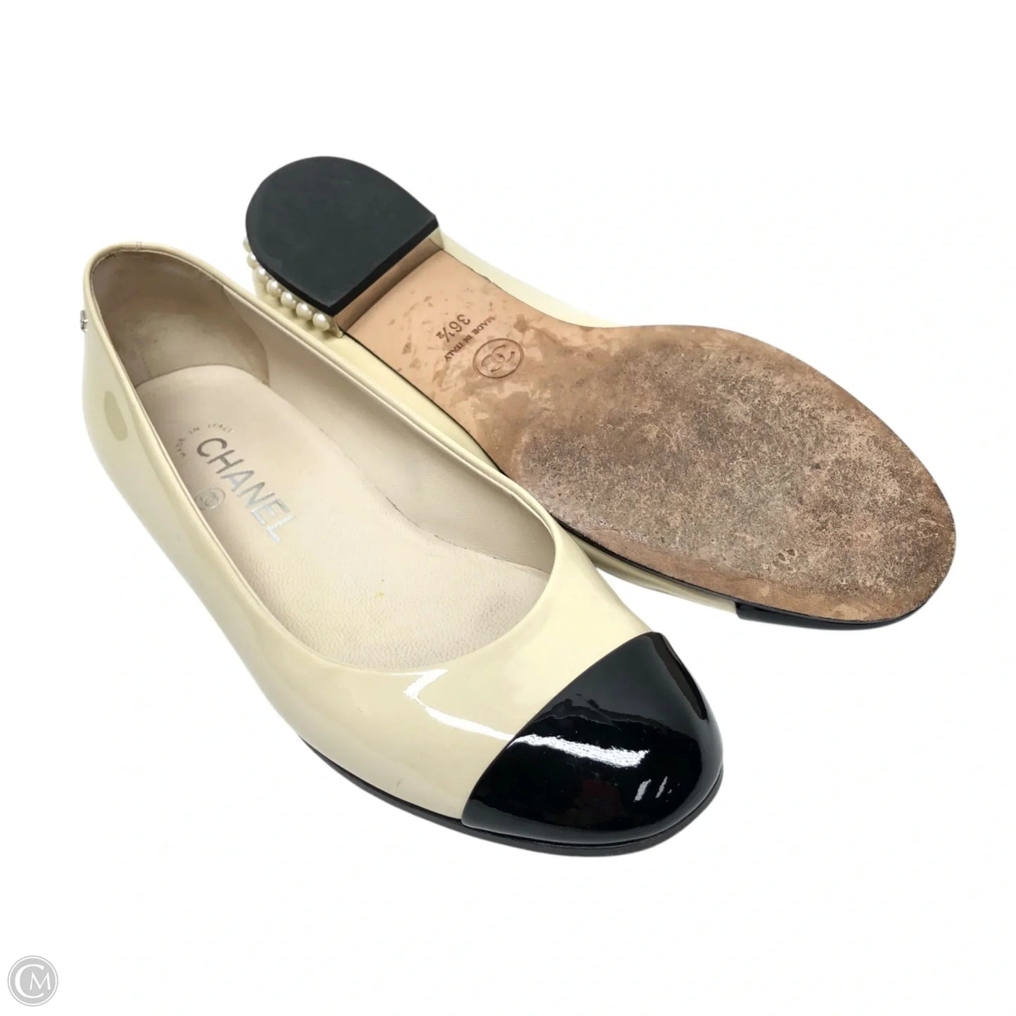 Shoes Luxury Designer By Chanel In Cream, Size: 6