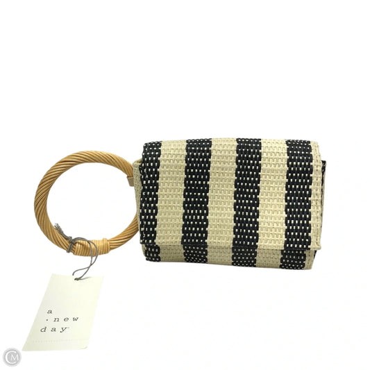 Wristlet By A New Day, Size: Small