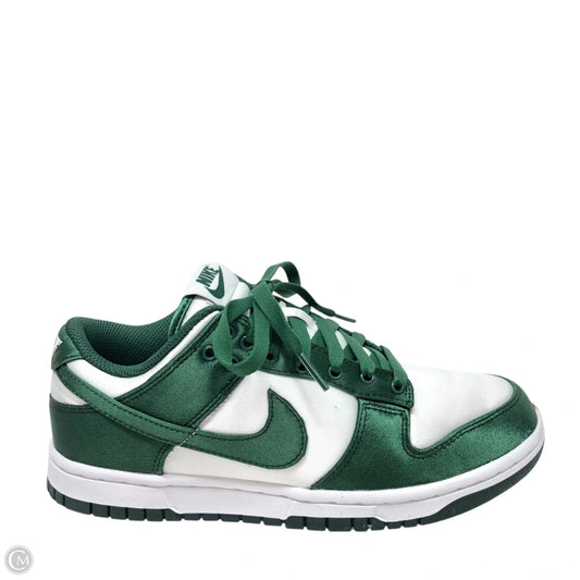 Shoes Sneakers By Nike In Green & White, Size: 7