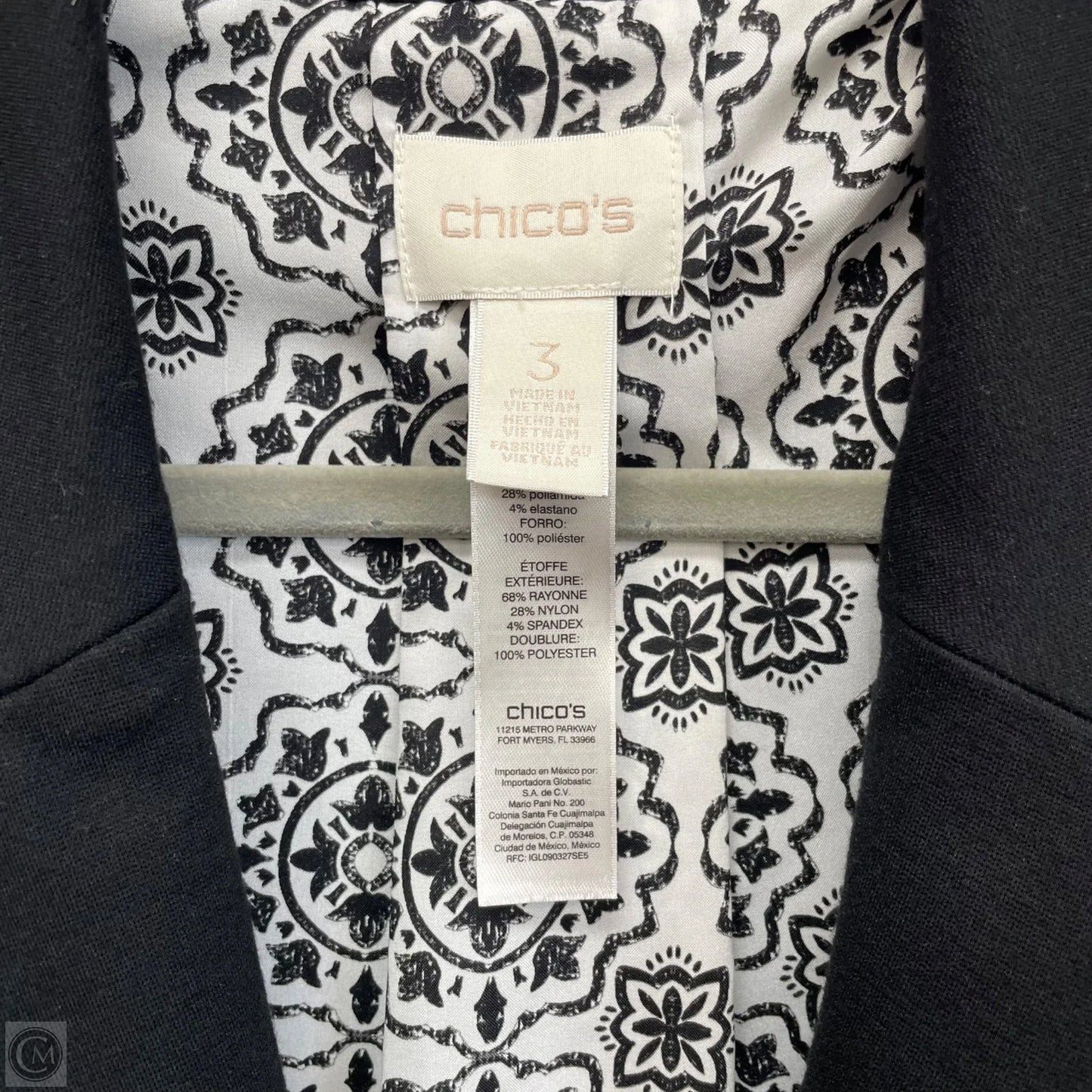 Blazer By Chicos In Black, Size: Xl