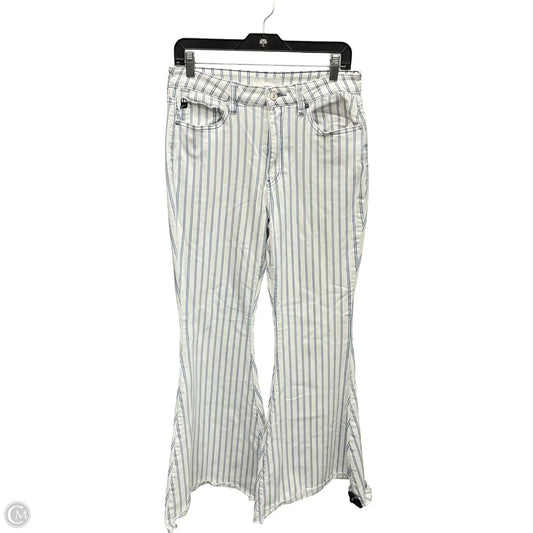 Jeans Flared By Kancan In Blue & White, Size: 10